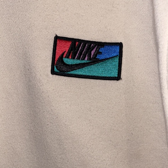 🌹Nike Cream Hoodie - Picture 2 of 4